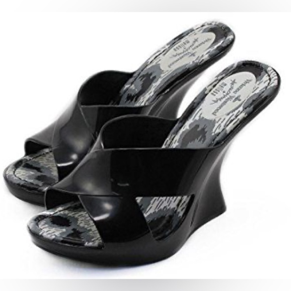 ‼️SALE‼️🎊HPx3🎊VIVIENNE WESTWOODxMELISSA ANGLOMANIA WedgeOpenToe Sandal, 6